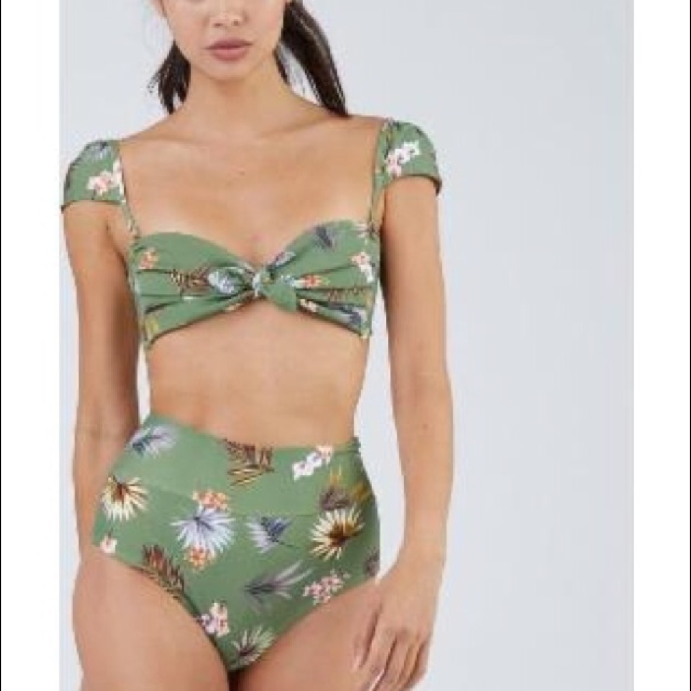 NWOT high waist cap sleeve bikini